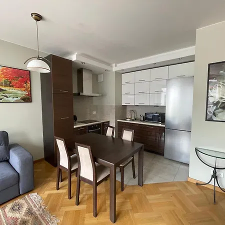 Elegant Kiprow アパート *